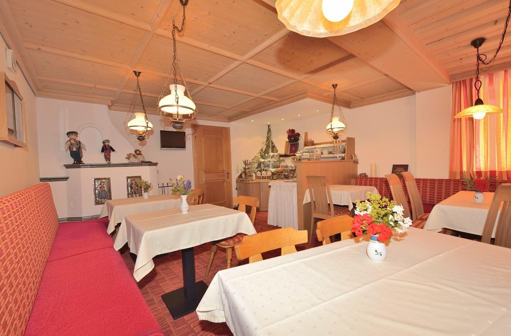 Hotel Garni Viktoria Sankt Anton am Arlberg Exterior photo