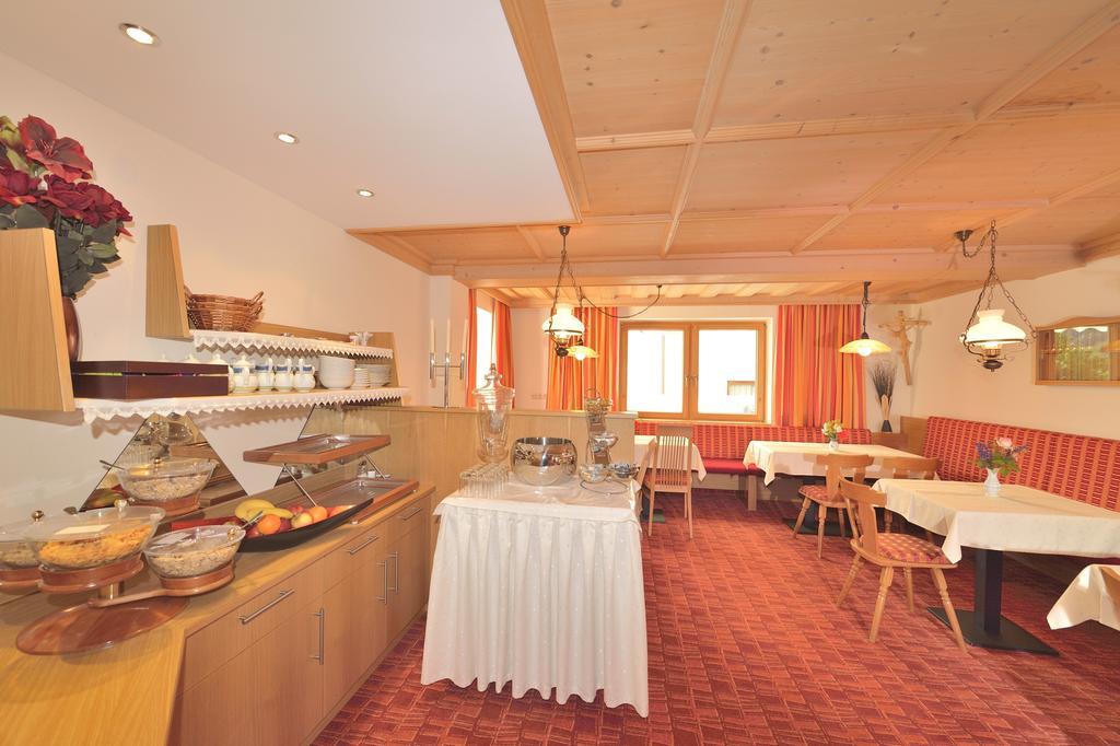 Hotel Garni Viktoria Sankt Anton am Arlberg Exterior photo